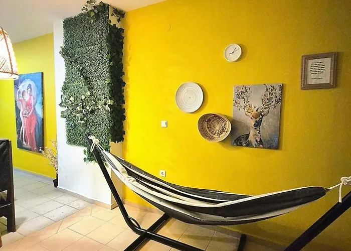 Erato “wrapped In Myrtle And Roses” * Tesalónica