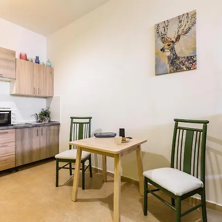 Apartmán Erato “wrapped In Myrtle And Roses” Soluň