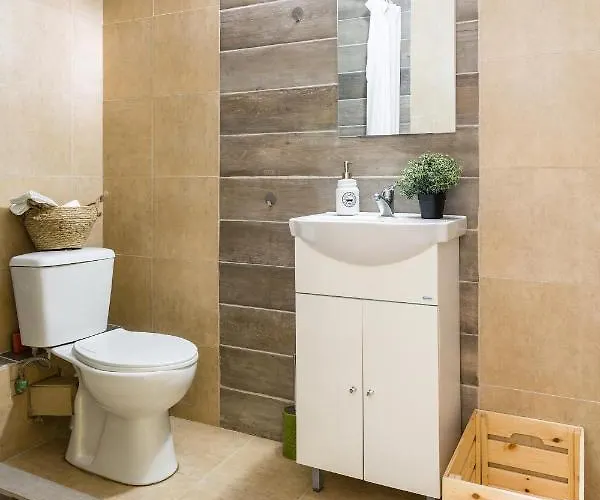 Apartment Erato “wrapped In Myrtle And Roses” Thessaloniki